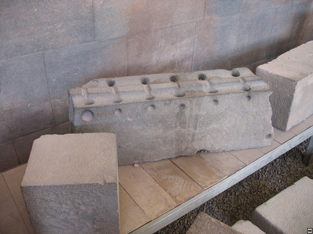 img00070.jpg
